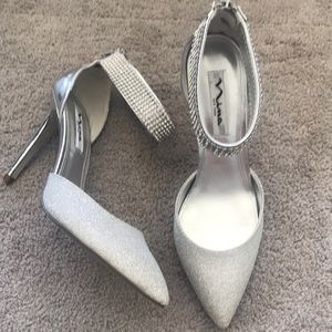 Nina Sparkle Heels Size 7 1/2